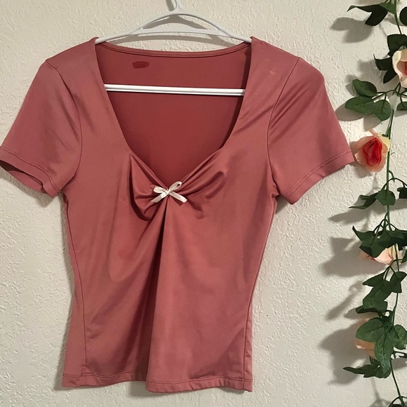 Tops - Pink sweetheart neck short sleeve t shirt